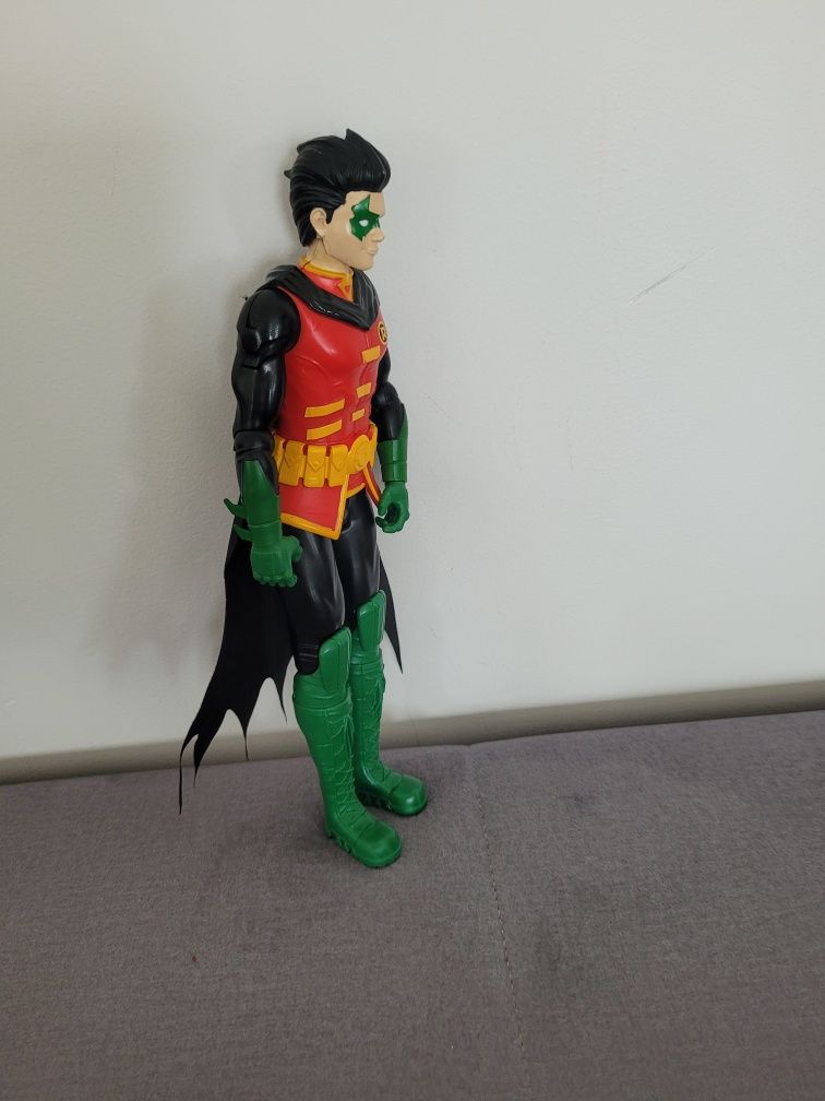 Robin figurka Marvel