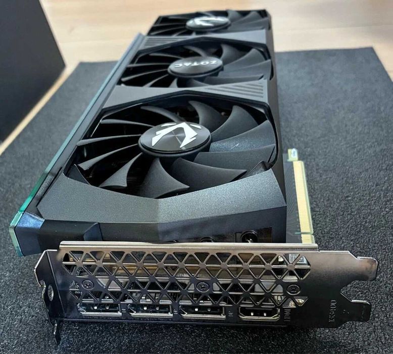 NVIDIA GeForce RTX 3070 Ti, 8 GB GDDR6X