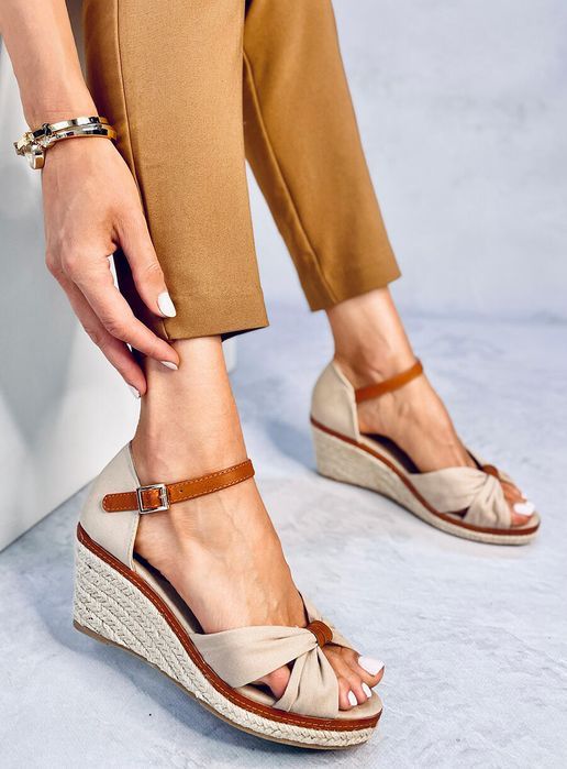 Espadryle Na Koturnie Kristen Beige