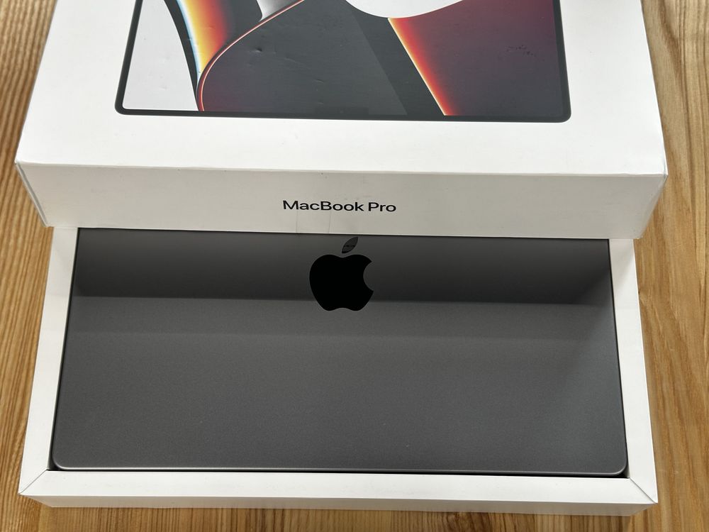 Macbook pro 14 2021 M1 16Gb 512Gb A2442 MKGP3LL/A space gray
