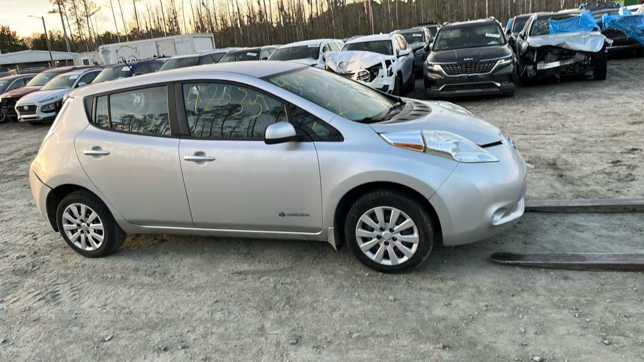 Розборка Шрот Запчастини Nissan leaf Розборка Розбірка Авторозбірка