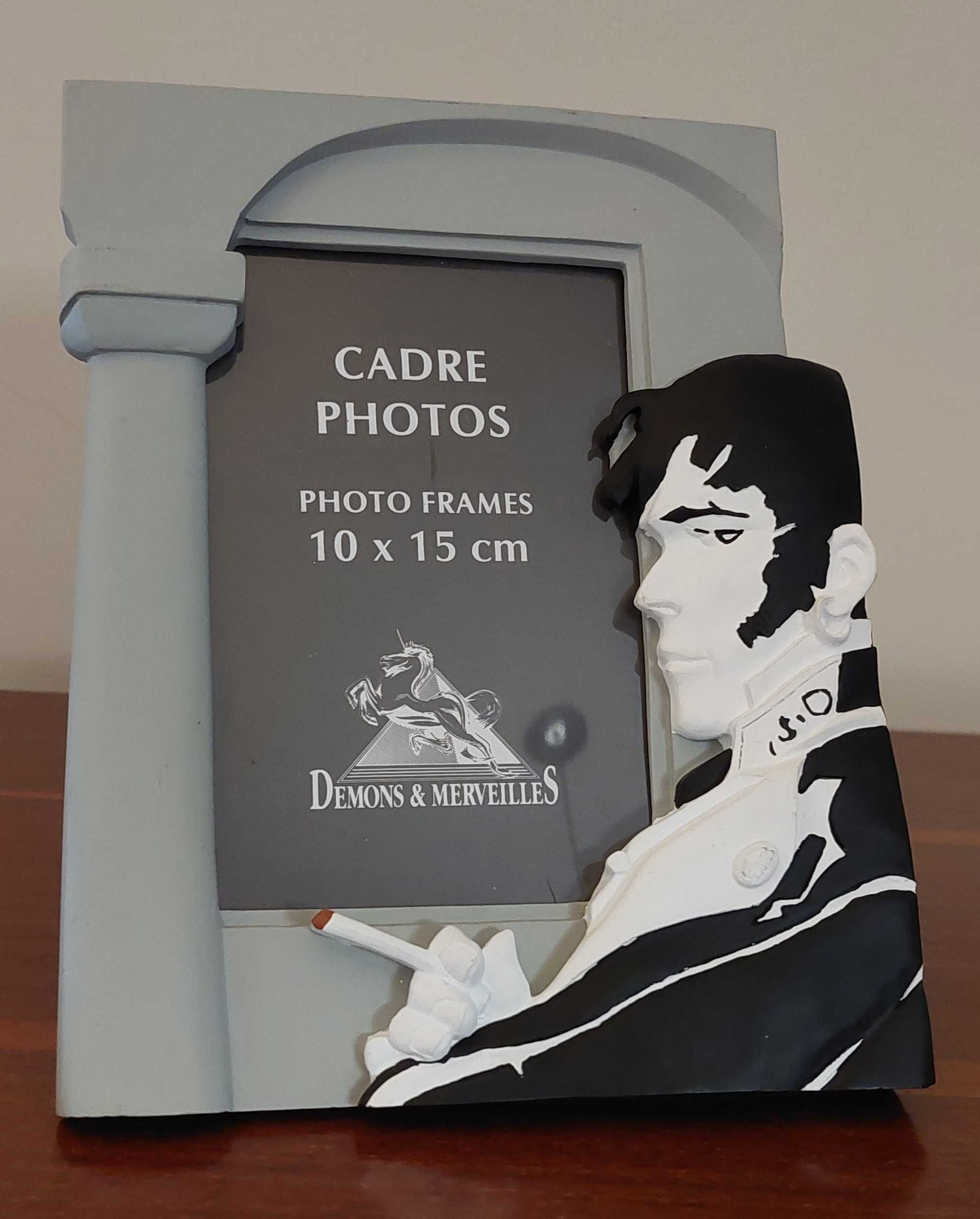 Corto Maltese. Moldura