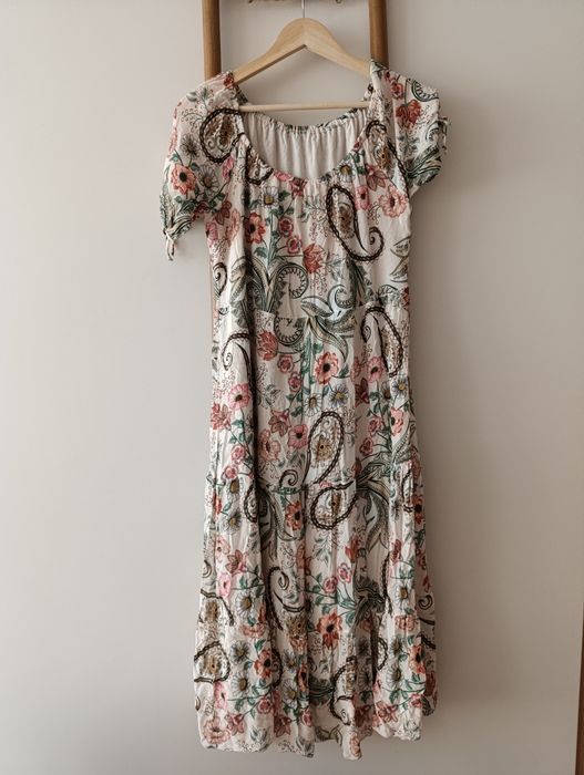 Sukienka szyfonowa XL na podszewce.