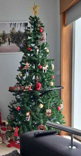 Árvore de Natal 2,10m
