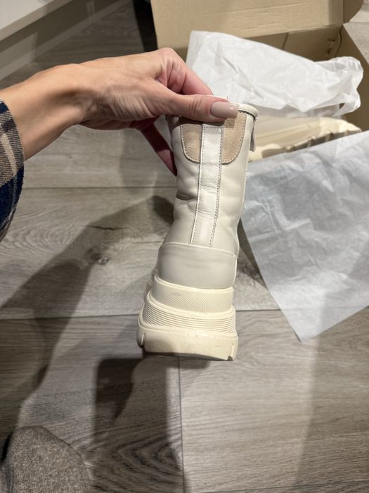 зимові шкіряні черевики 39р.