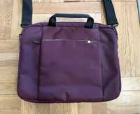 Fioletowa torba na laptopa