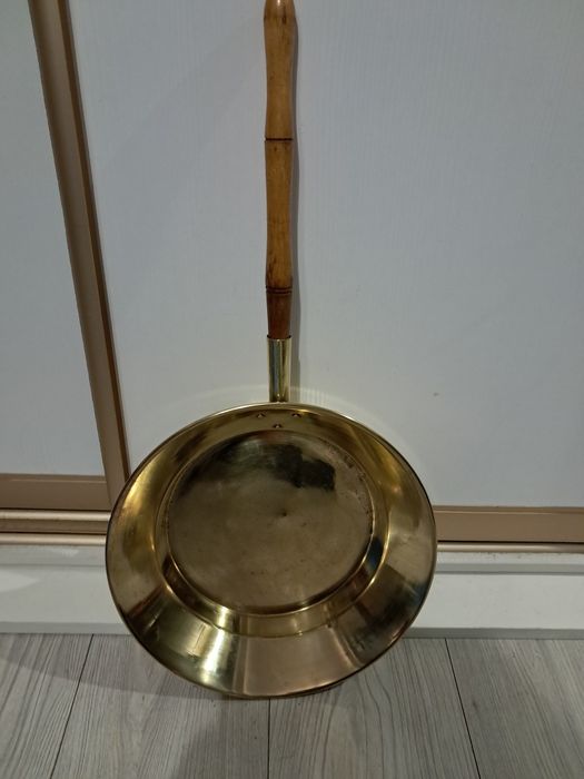 Латунная сковородка, миска отпалирована