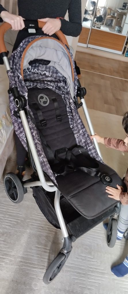 Продам детскую коляску Cybex