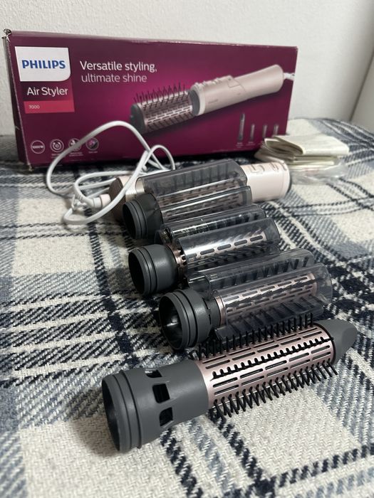 Фен-щітка Philips браш фен