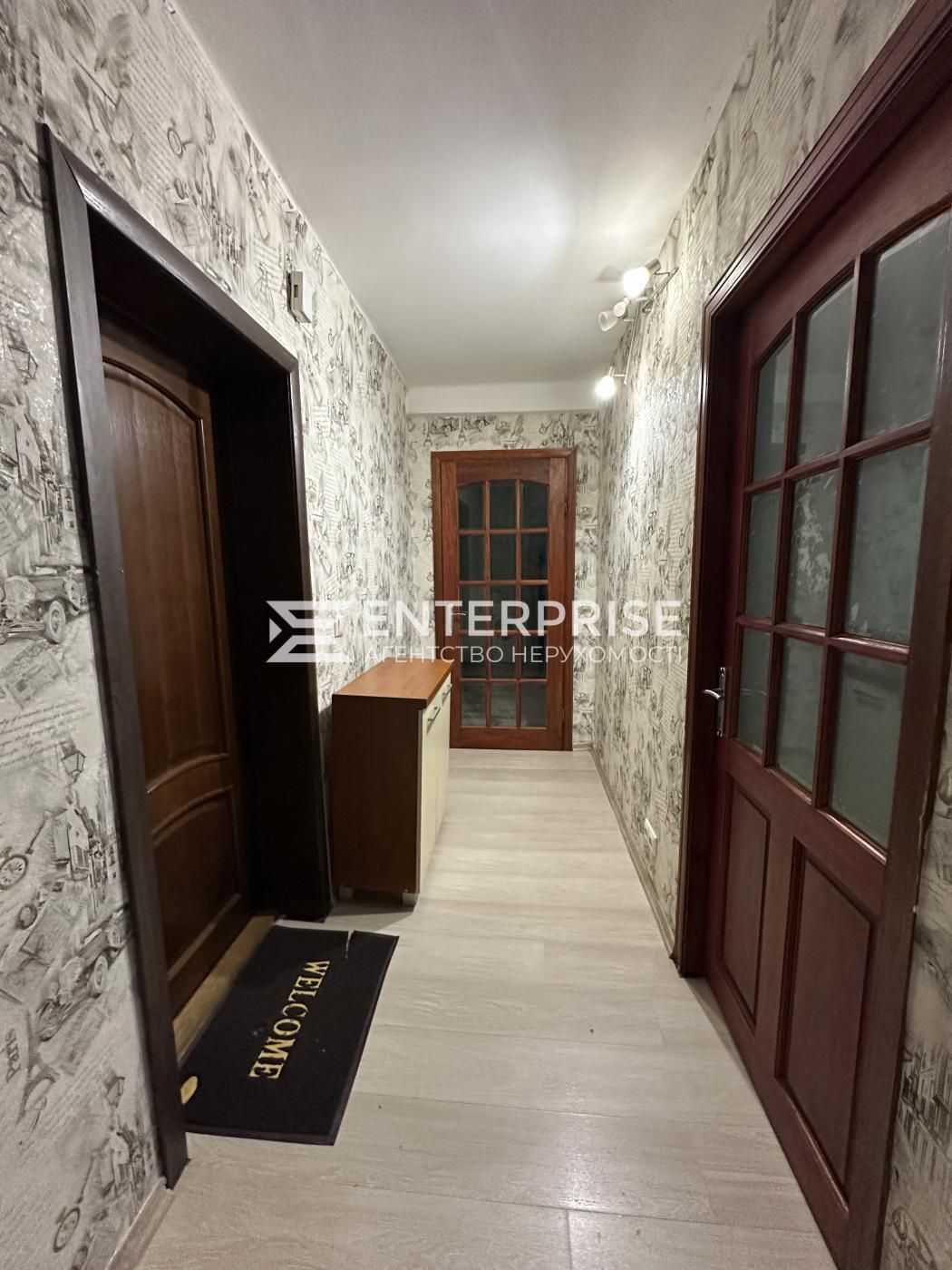 Без%! Продаж 2 к. квартири біля метро, б-р Міхновського, Печерськ