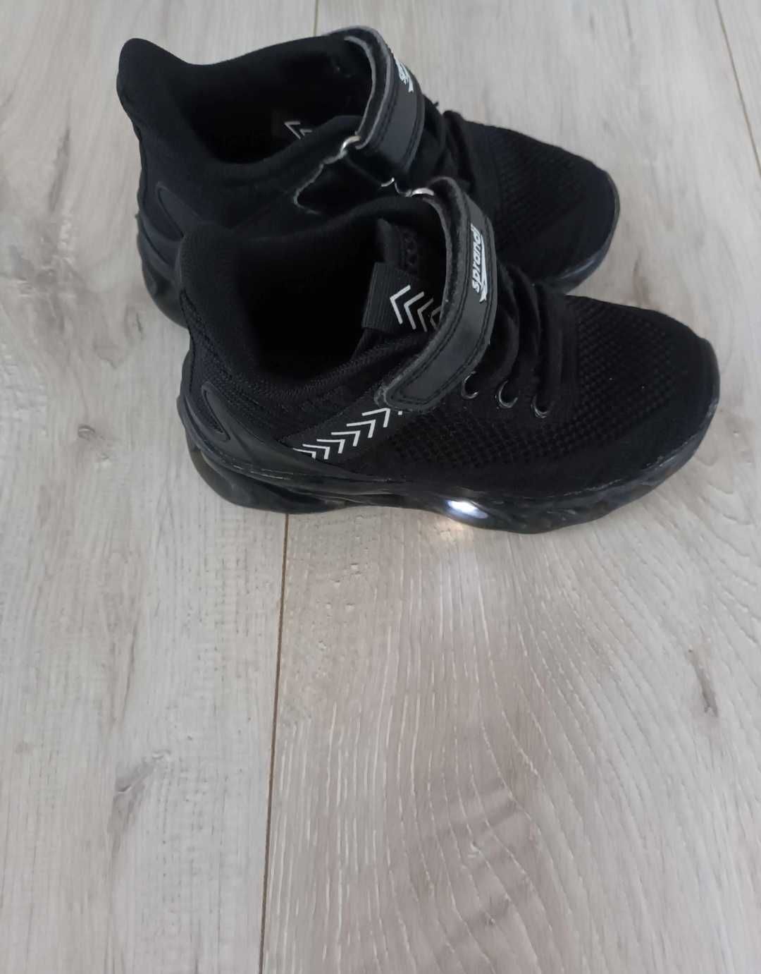 Świecące buty adidasy Sprandi CCC, r. 27 bdb stan