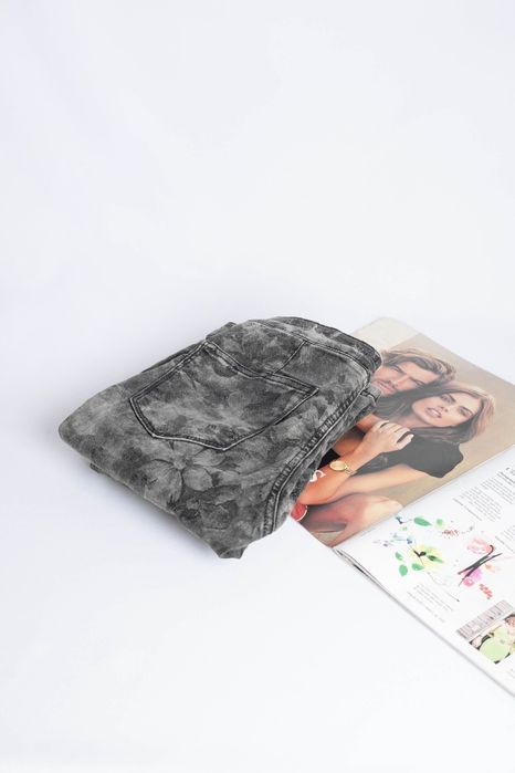 GUESS ОРИГІНАЛ. Нові жіночі джинси скінні сірі чорні 24 XS