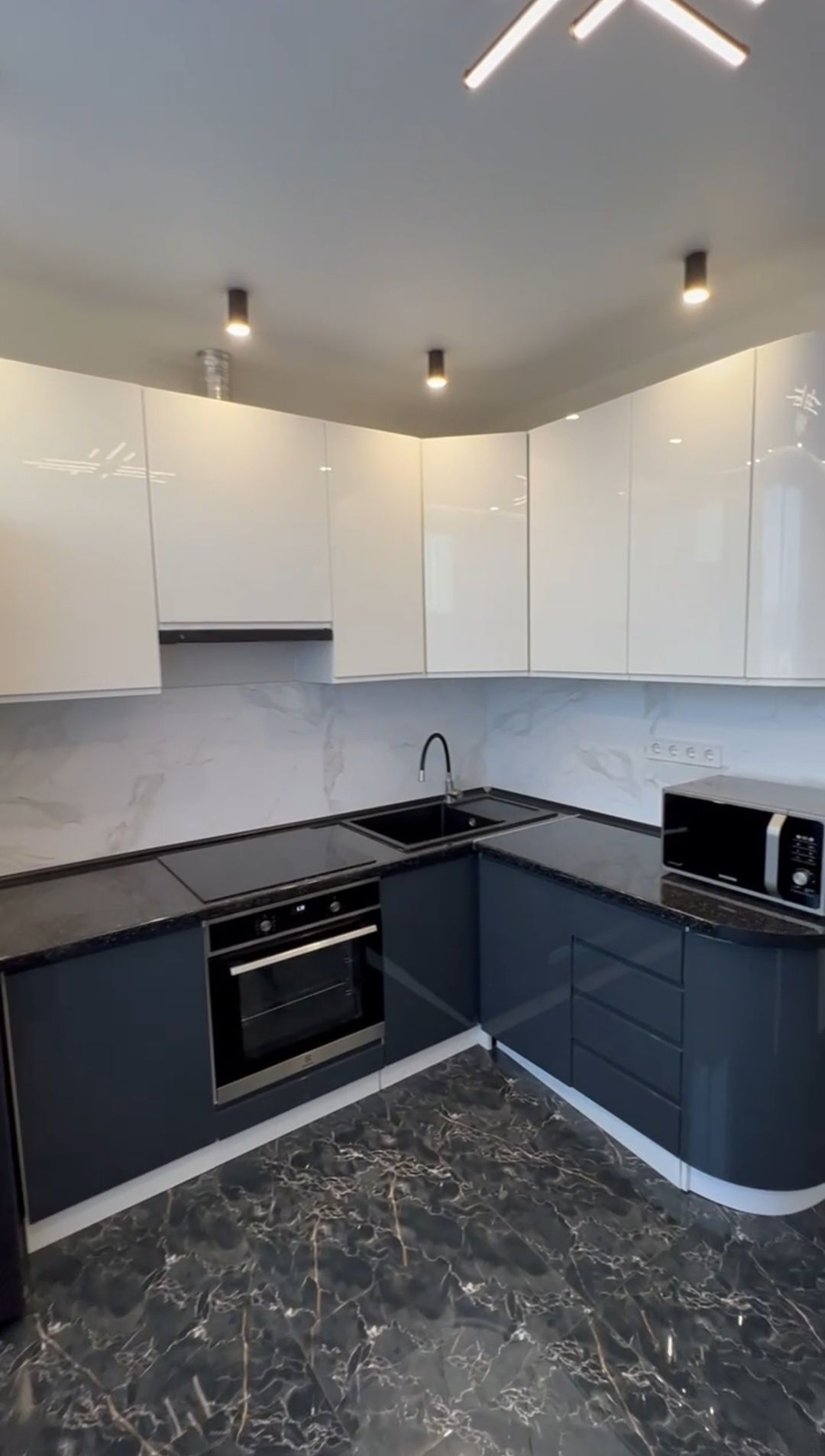 Оренда квартири у центрі ЖК New York Concept House (вул.Антоновича 74)