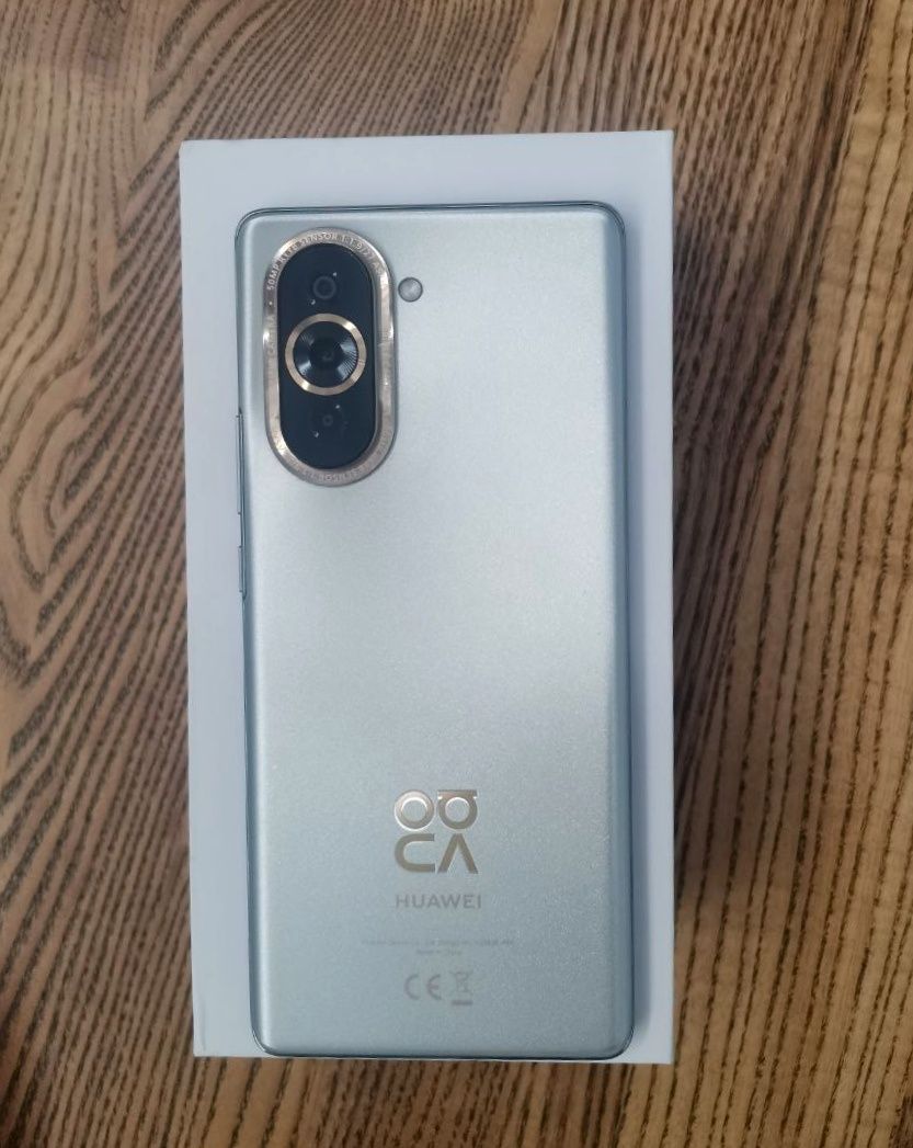 Мобільний телефон HUAWEI Nova 10 8/128GB