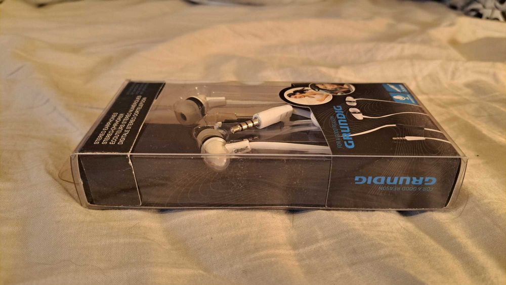 Słuchawki z mikrofonem Grundig