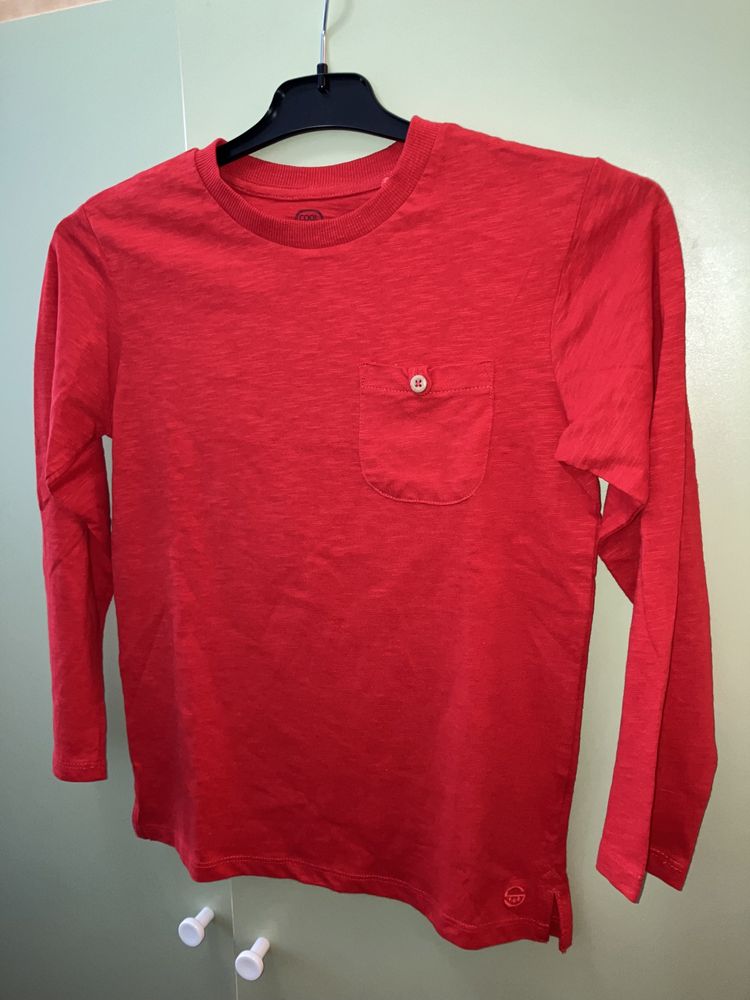 Czerwona koszulka 134 bluzka długi rękaw cool club smyk