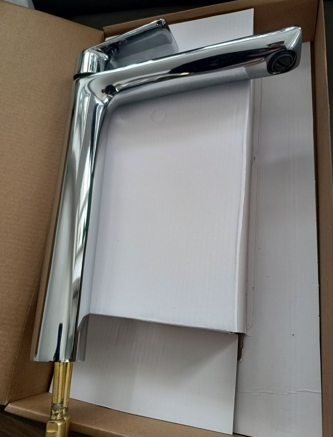 Bateria umywalkowa wysoka chrom
