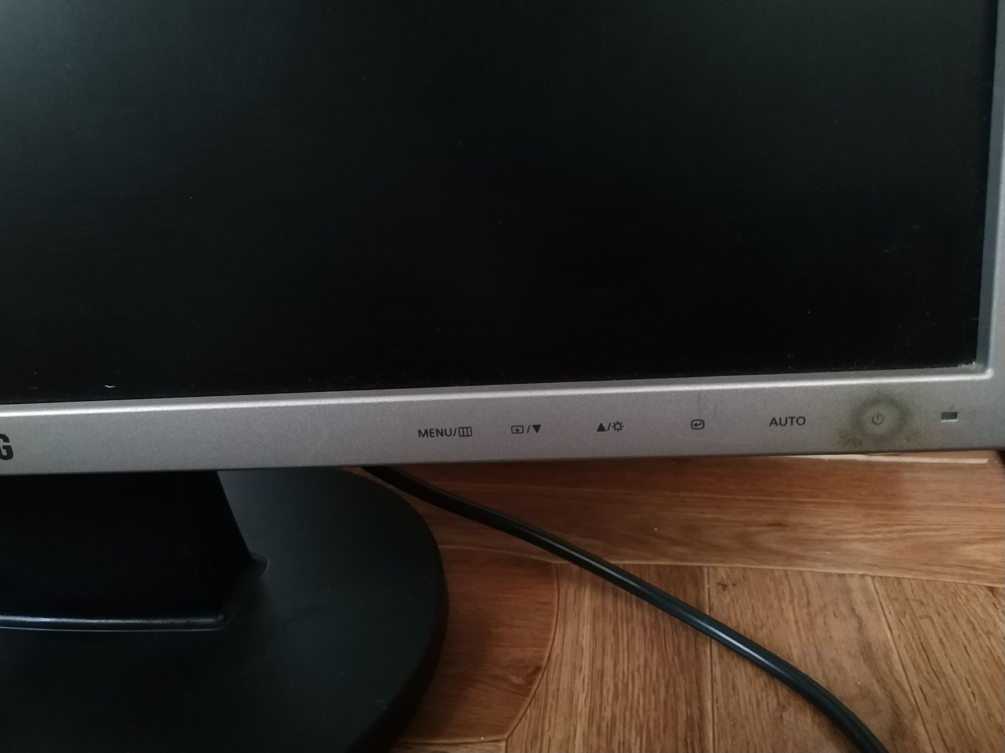 Монітор 22" Samsung SyncMaster 2243NW комп'ютер монитор для компьютера