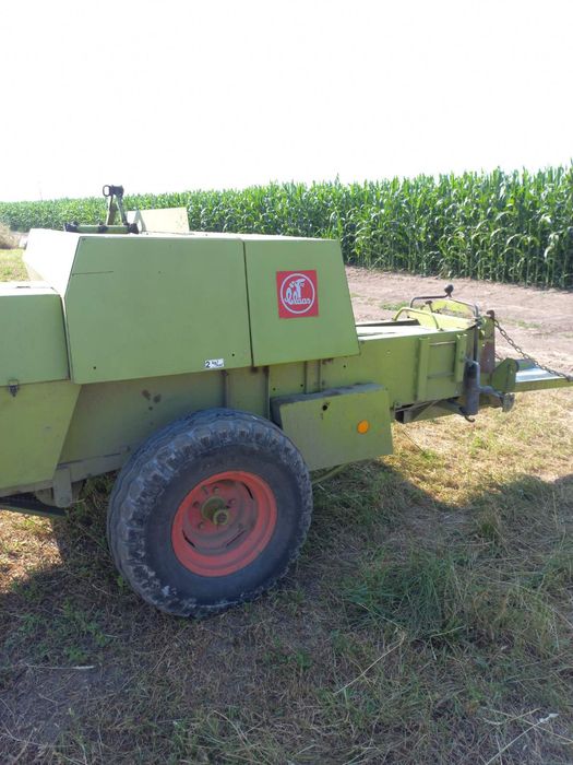 Прес для тюків підбірник Claas markant 60