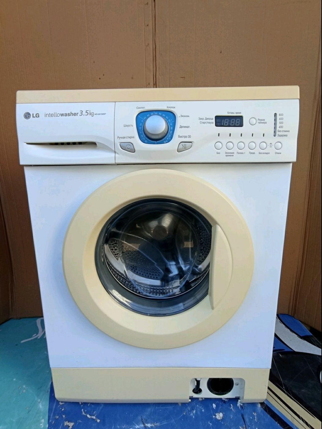 Продам стиральную машинку LG 3,5 kg - рабочая 4100 грн