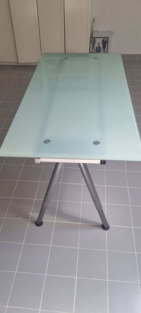 Mesa escritório em vidro