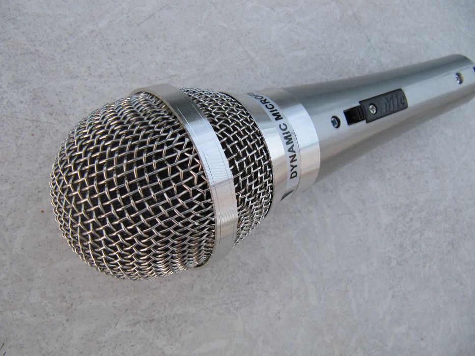 Микрофон динамический Sony, новый, для караоке с выключателем