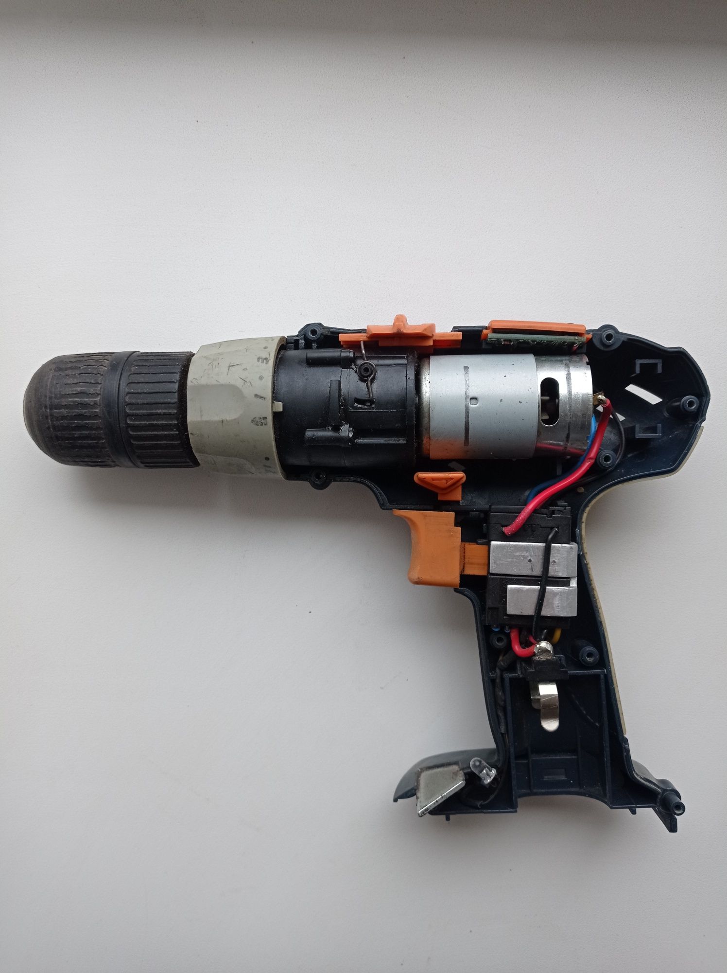 Шуруповерт Rebir AUM5N-18-2
