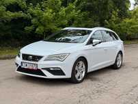 Seat Leon 1.5 TSI 150 km wersja FR virtual cockpit ambient light