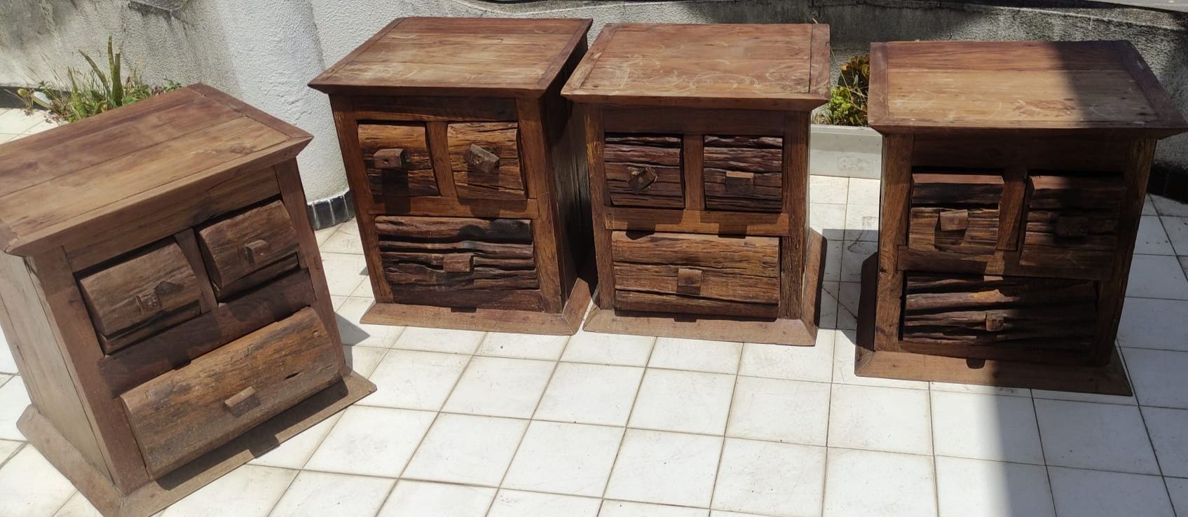 4 móveis de sala em madeira de qualidade - 150€/cada ou 500€/conjunto