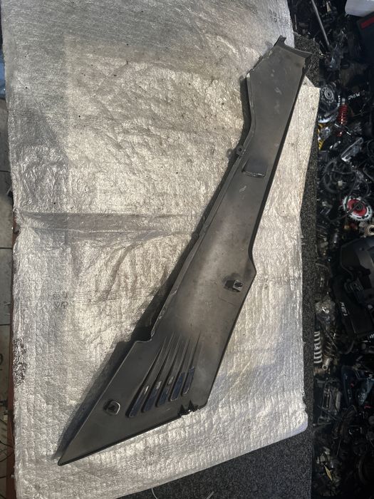 86/87 YAMAHA FZ700 FZ750 Bok Osłona Prawa Owiewka M929 Boczek