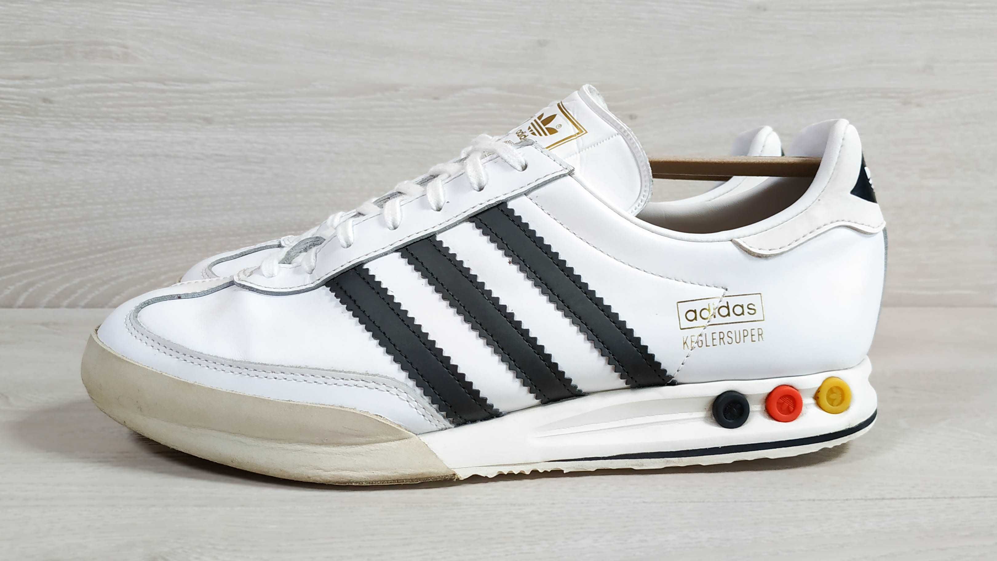 Шкіряні чоловічі білі кросівки Adidas Keglersuper оригінал, рр 43 - 44