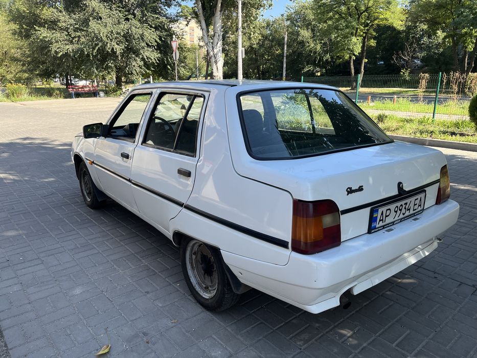 Продам таврию Славуту заз 1103