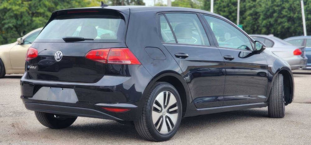 Volkswagen e-Golf SEL Premium      2016