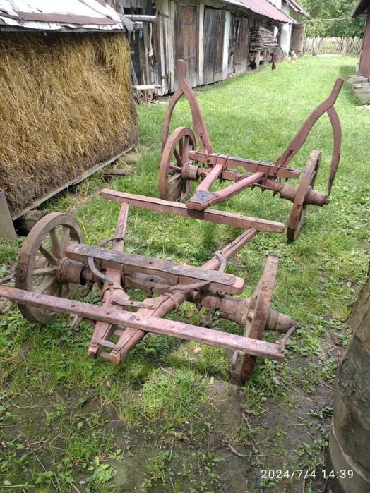 Продаю дерев'яний  причіп