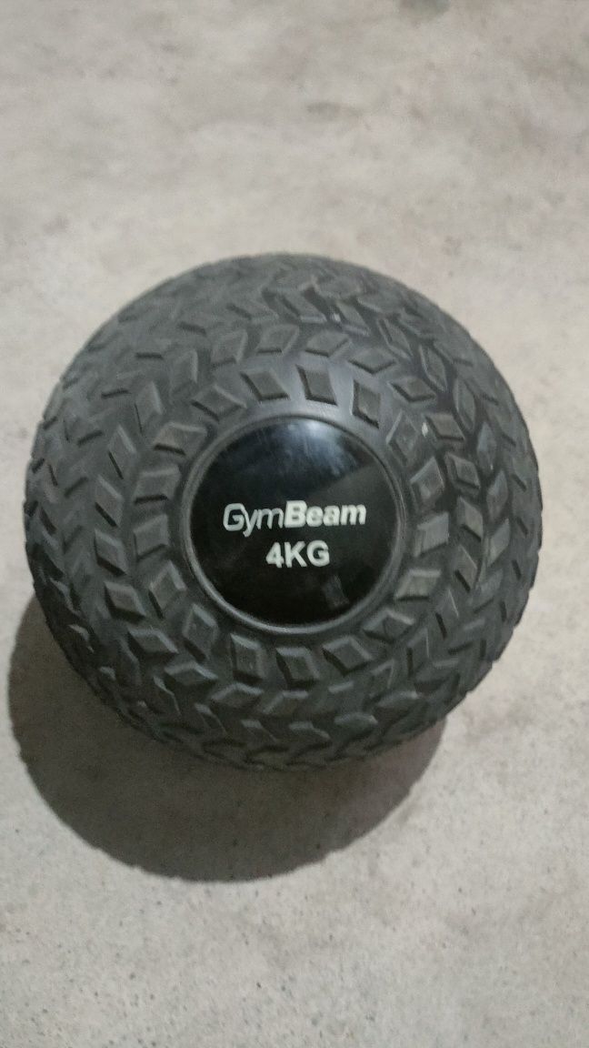 Тренувальний м‘яч Slam Ball - GymBeam 4кг і 8кг