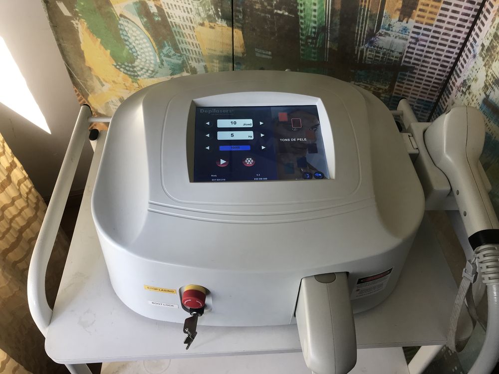 Máquina profissional de depilação a laser da marca Depilasers®