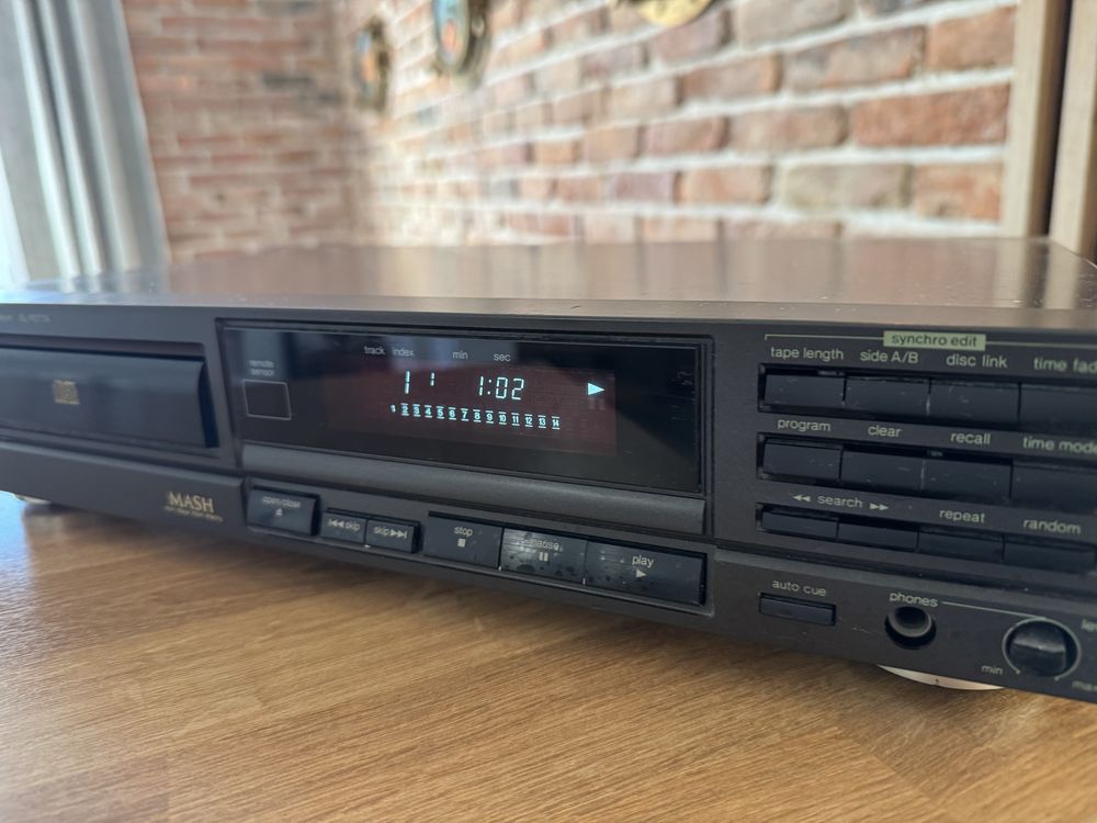 Compact Disc Player Technics SL-P 277a
