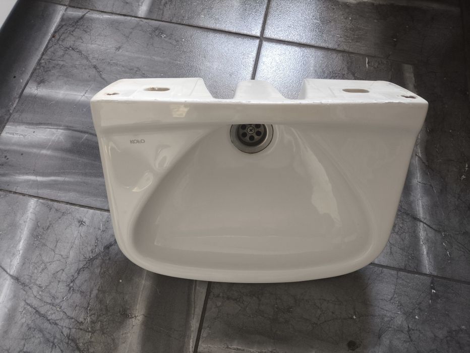 Umywalka ceramiczna Koło