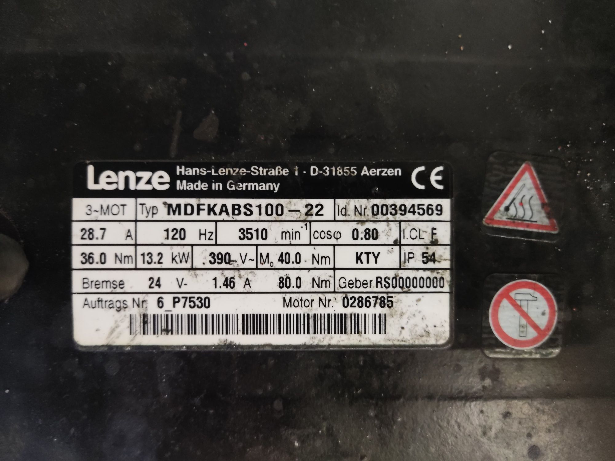 Silnik 13,2kW Servo LENZE MDFKABS100-22, przekładnia VOGEL mksh8 i=9,6