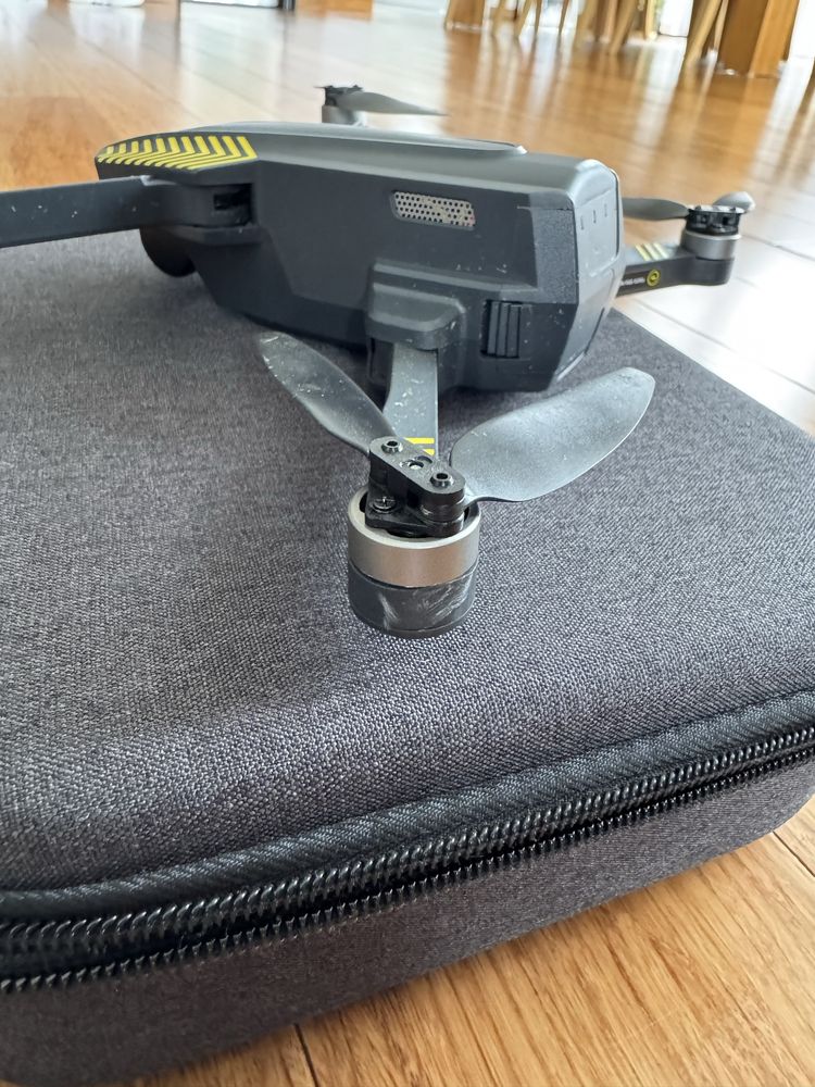 Dron Overmax x-bee 9.5 fold
