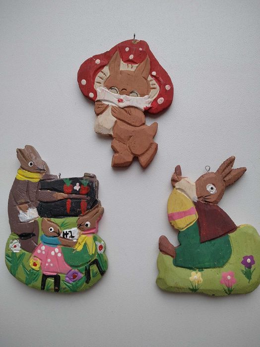 Винтажные елочные деревянные игрушки серии "Весёлые зайцы" Германия.