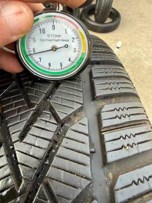 Шини Б/У 205/60 R16 Semperit