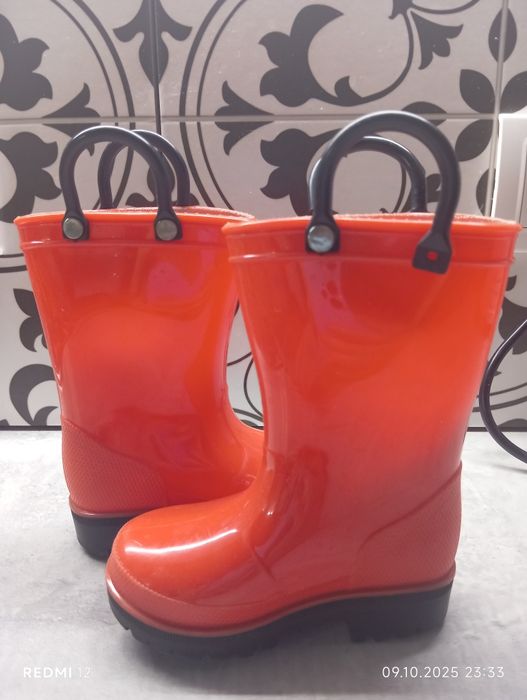 Гумачки дитячі 22 розмір на ніжку до 14 см