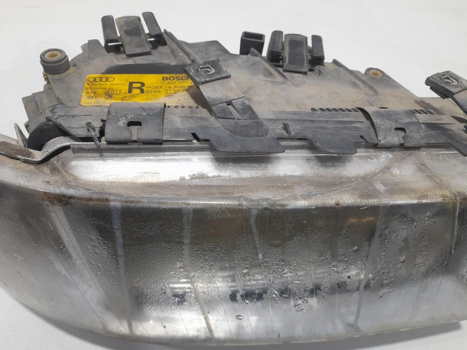 Фара правая 4D0941004AG для Audi A8 D2 1994-2000