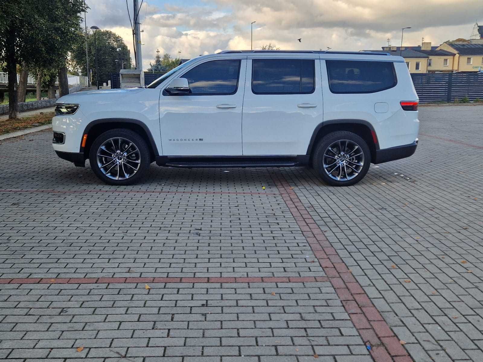 Jeep Wagoneer 2022r 5,7 HEMI