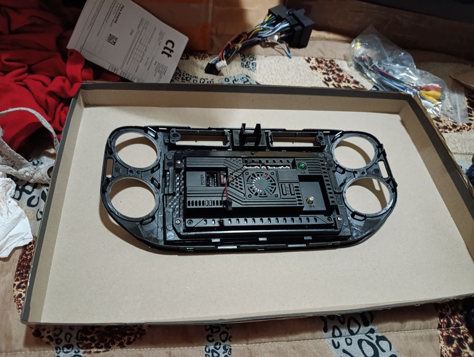 Ecrã do carro com GPS câmara