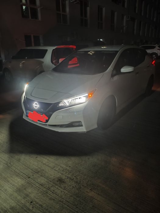 Сдам в аренду Нисан Лиф Св Плюс 24 год