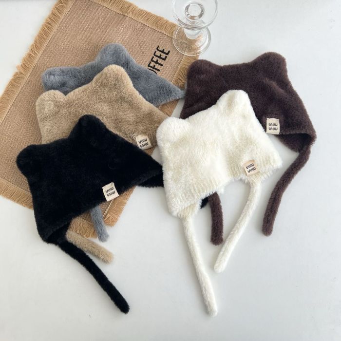 Плюшева шапка з вушками шапка вушанка осінь зима беж біла чорна сіра