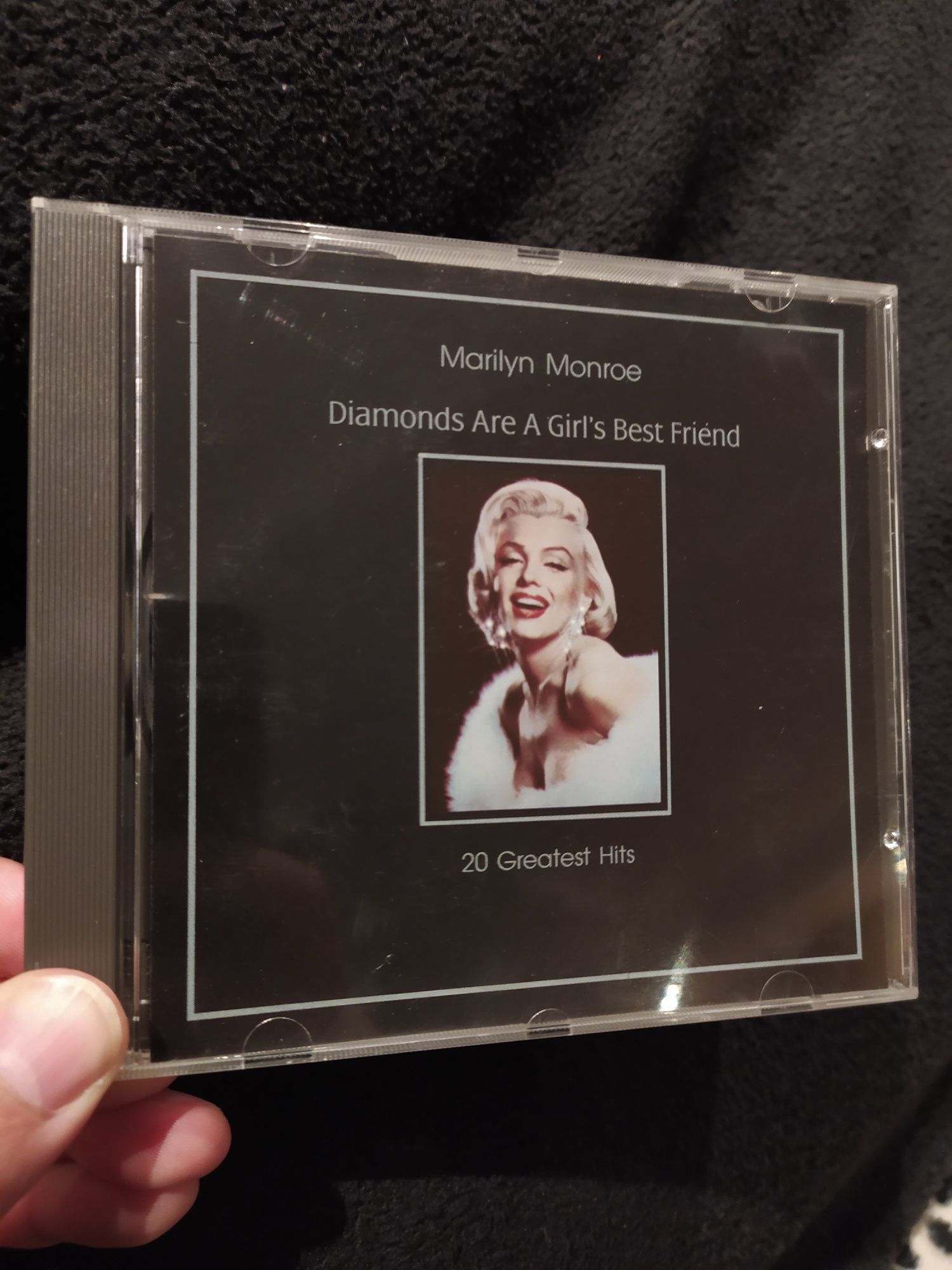 Marilyn Monroe. Diamonds are a girl's best friend. 20 hits. CD