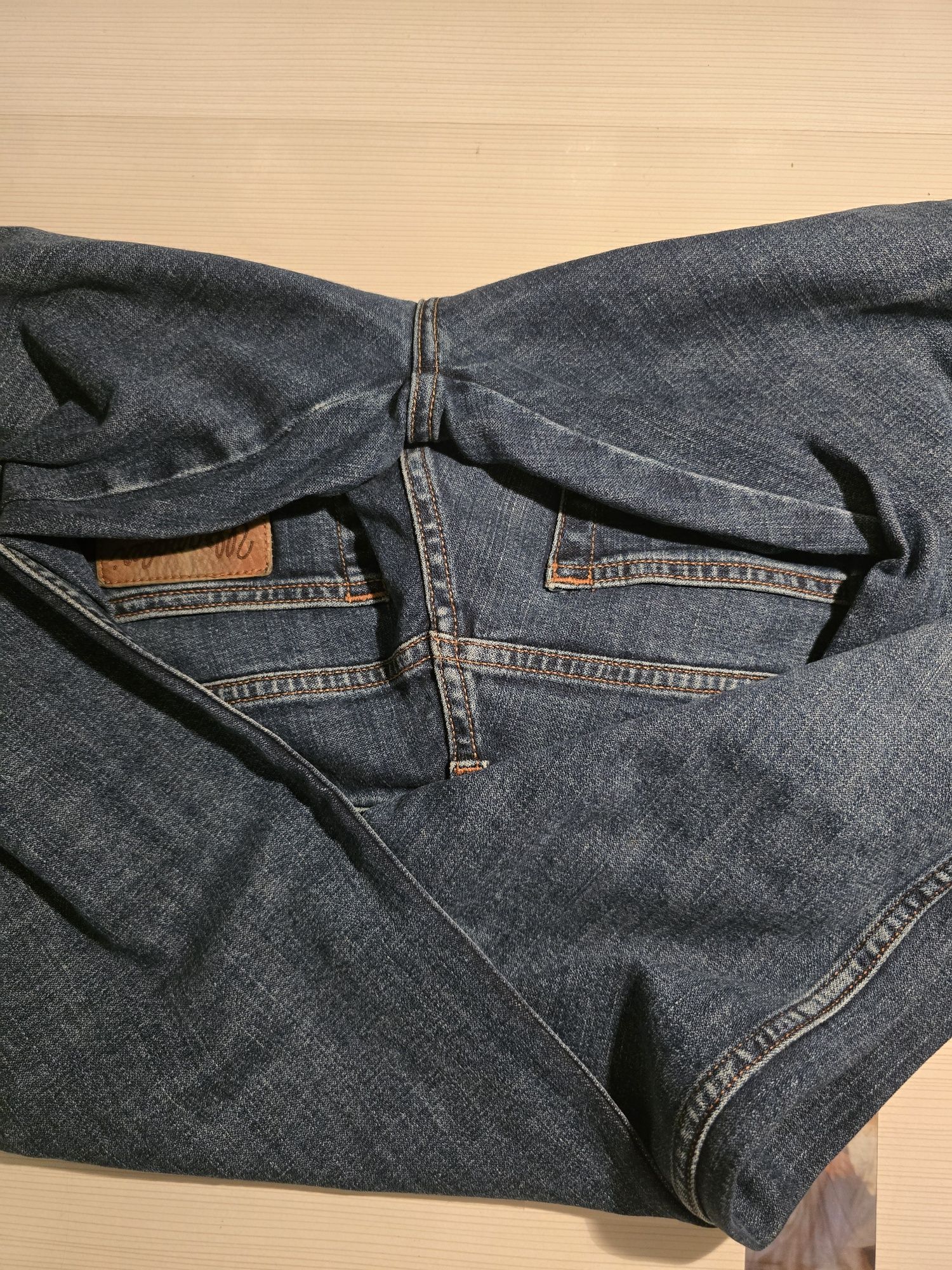 spodnie jeansy dżinsy męskie Wrangler model Arizona W30 L32